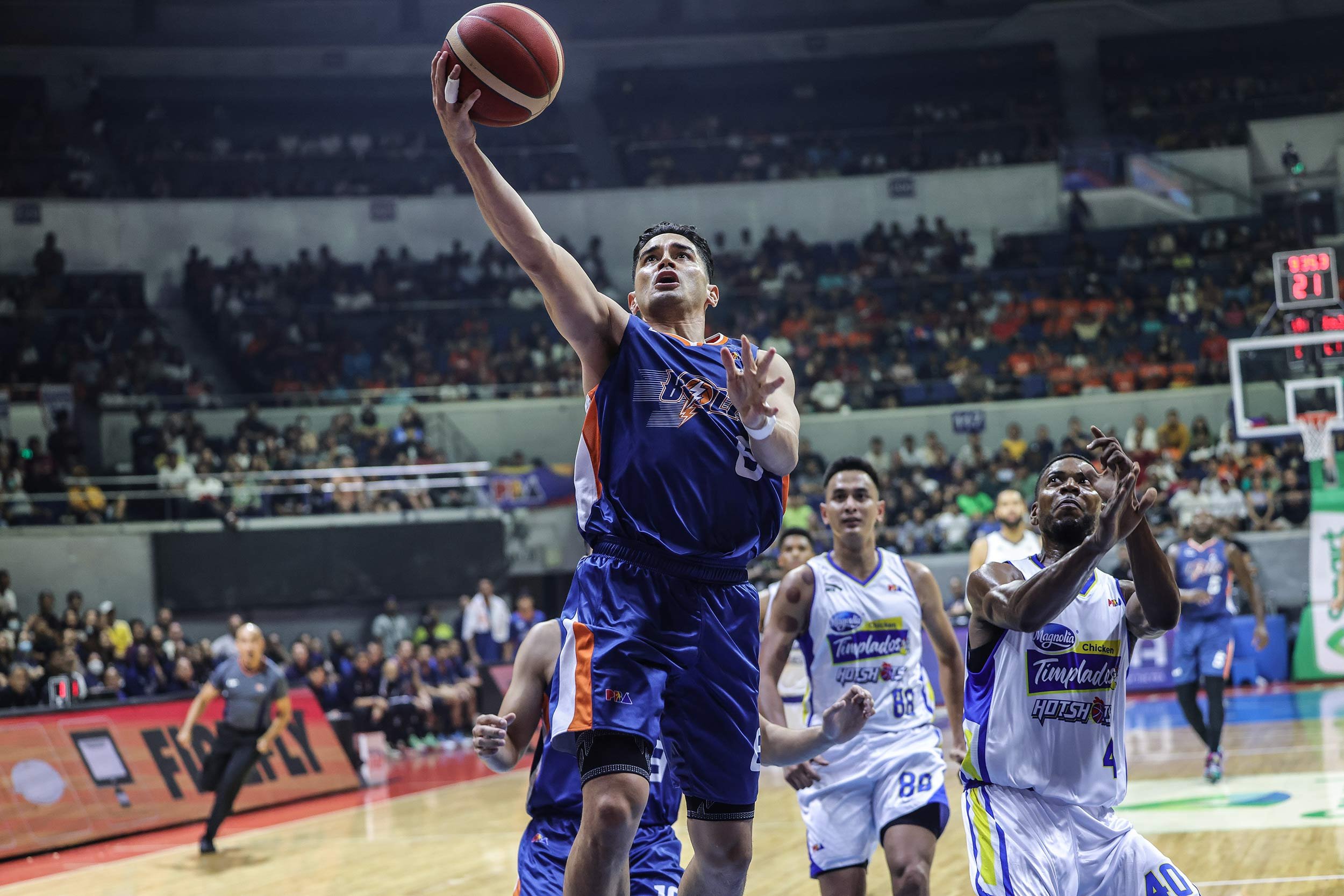 Meralco escapes late Magnolia scare
